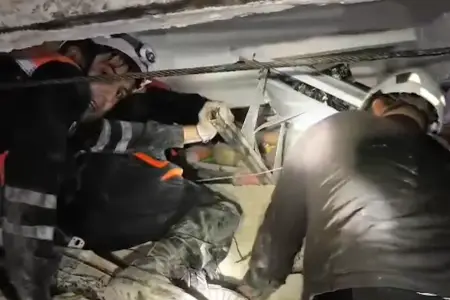 Hövsanda mağaza uçdu, xəsarət alan var