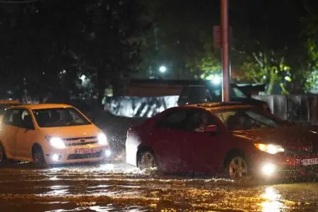 Tbilisi su altında qaldı - Video
