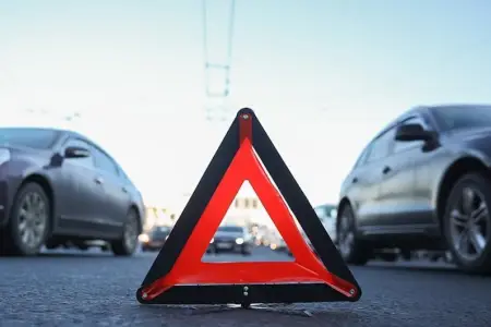 Bakı-İsmayıllı yolunda iki minik avtomobili toqquşub - VİDEO