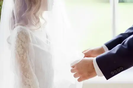 Salyanda yetkinlik yaşına çatmayan qızı ərə vermək istədilər