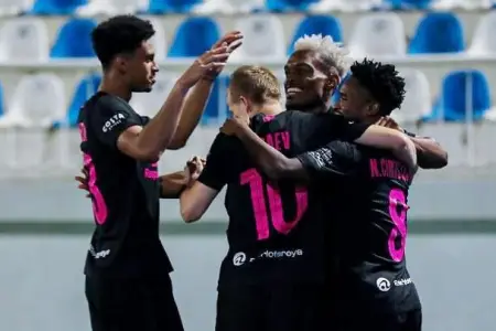 Azərbaycanda əcnəbi futbolçuların minimum maaşı açıqlandı - 5 min AZN
