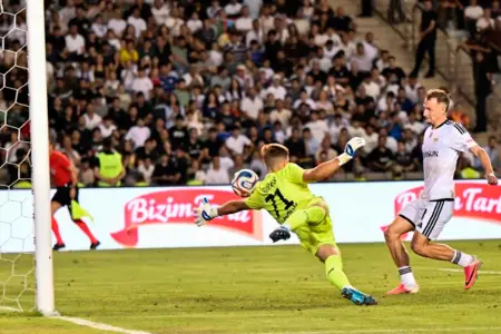 “Qarabağ” çempionata qələbə ilə başladı