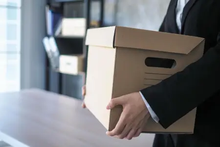 İşdən qanunsuz çıxarılmış 63 nəfər əvvəlki işlərinə bərpa etdirildi