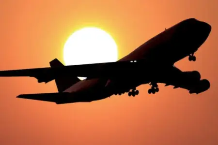 Rusiyada sərnişinlər hava limanından təxliyə edildi