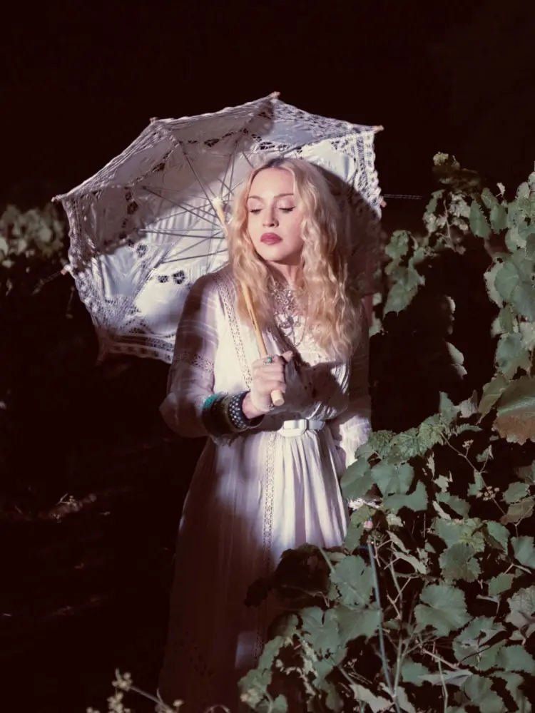 Madonna doğum gününü 30 yaşlı sevgilisi ilə keçirdi - Fotolar