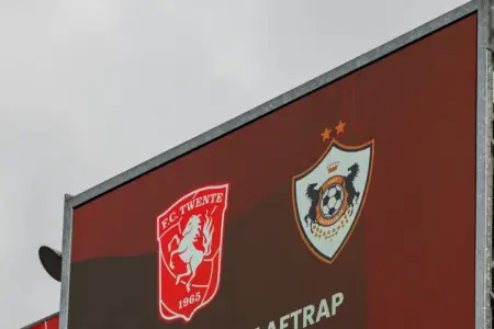 "Tvente" - "Qarabağ" oyunu başladı