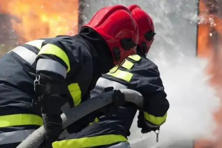 Sumqayıtda yanğın başladı