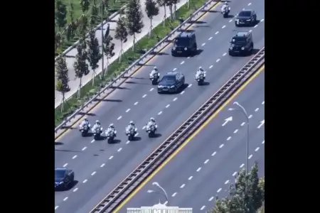 Şavkat Mirziyoyev Prezidentin səfəri ilə bağlı paylaşım etdi - VİDEO