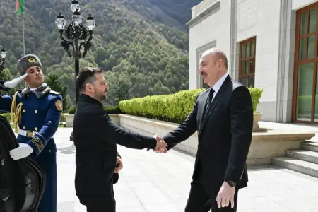 Zelenski İlham Əliyevə təşəkkür etdi
