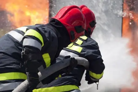 Bakıda ev yandı - Ölən var - Video