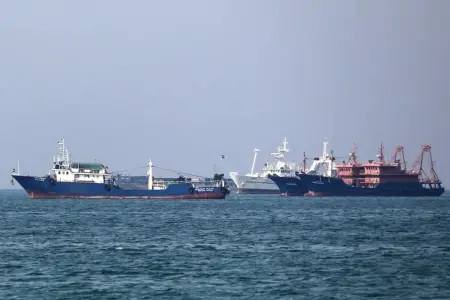 Hörmüz boğazında tanker vuruldu