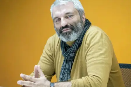 Əli İsa Cabbarov AKİ-dən getdi