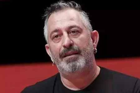 Cem Yılmaz xəstəxanaya yerləşdirildi