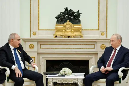 Putin Bişkekdə Paşinyanla görüşəcək