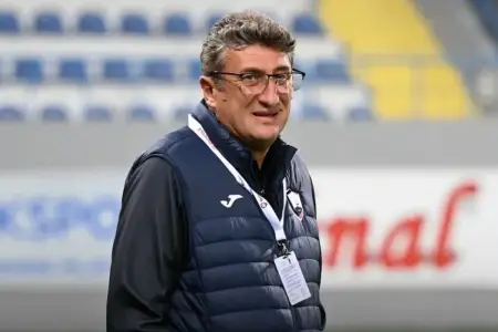 "Qəbələ" baş məşqçi ilə yollarını ayırdı