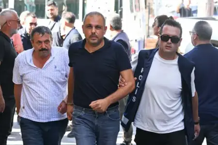 Kiprdə 2 Azərbaycan vətəndaşı saxlanıldı - FOTO