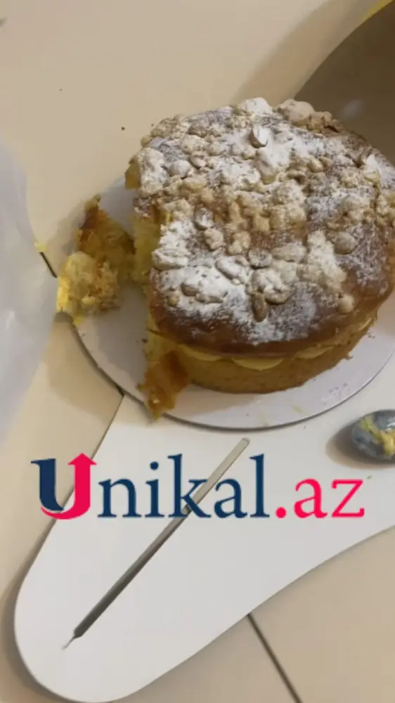 58 yaşlı qadın "AZZA"dan alınan şirniyyatdan zəhərləndi - FOTO