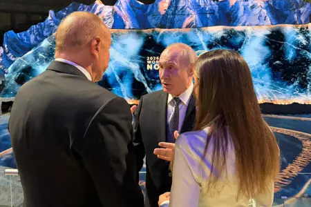 Prezident Putinlə söhbət etdi - Fotolar