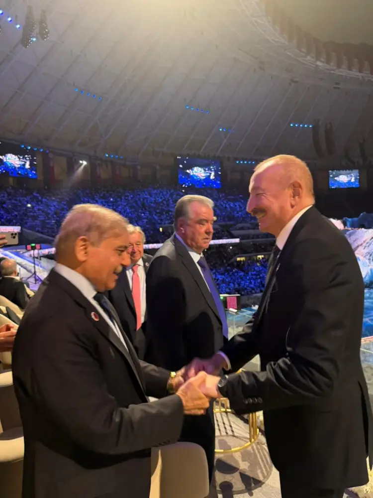 Prezident Putinlə söhbət etdi - Fotolar
