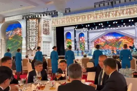 Bişkekdə Qırğızıstan Prezidenti adından ziyafət verildi - Video