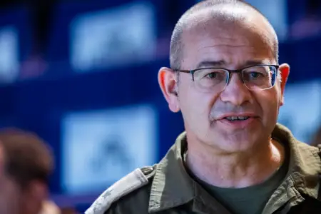 “Çəkməli pişik”: Mossadın İranda rejim dəyişikliyi planı nə olub?