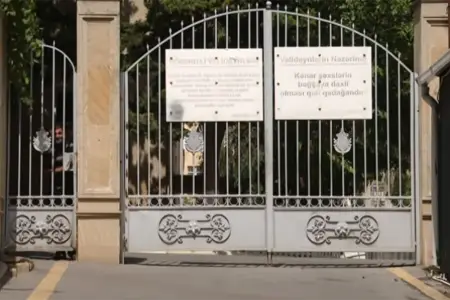 “Uşaqları zəhərləyirlər...” - Bağçadakı qalmaqalın detalları – VİDEO
