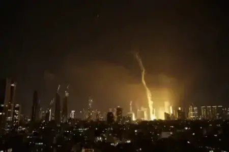 ABŞ toy keçirilən obyekti bombaladı, ölənlər var
