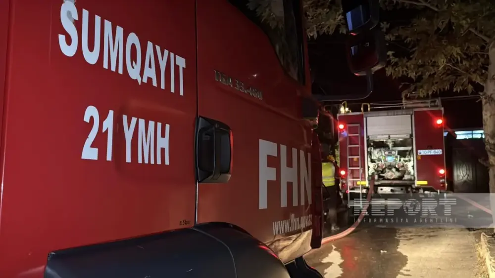 Sumqayıtda kişi öz valideyninin evini yandırdı – FOTOLAR