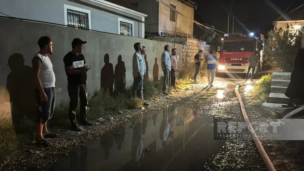 Sumqayıtda kişi öz valideyninin evini yandırdı – FOTOLAR