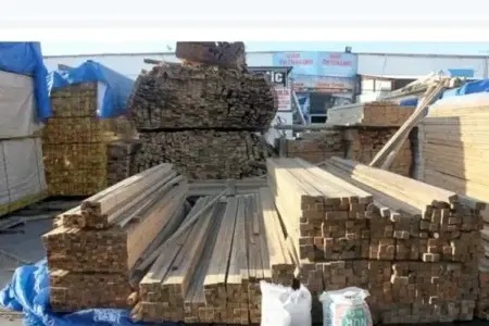 Dərnəgüldəki taxta bazarında meyit tapıldı