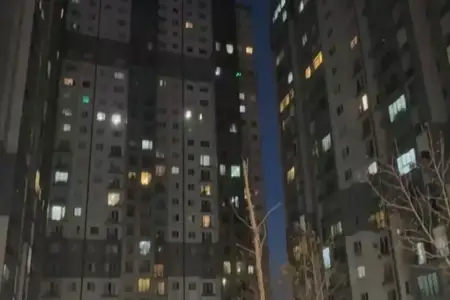 İstanbulda yanğın: 42 nəfər zəhərləndi