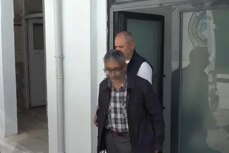 Dilənçinin üzərindən çıxan pul şok etdi
