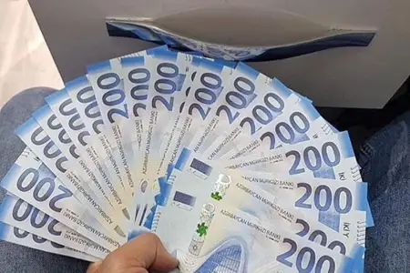 Azərbaycanda bu şəxslərin də maaşı arta bilər