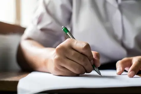 Magistraturada boş yerlərin çox olmasının səbəbi açıqlandı