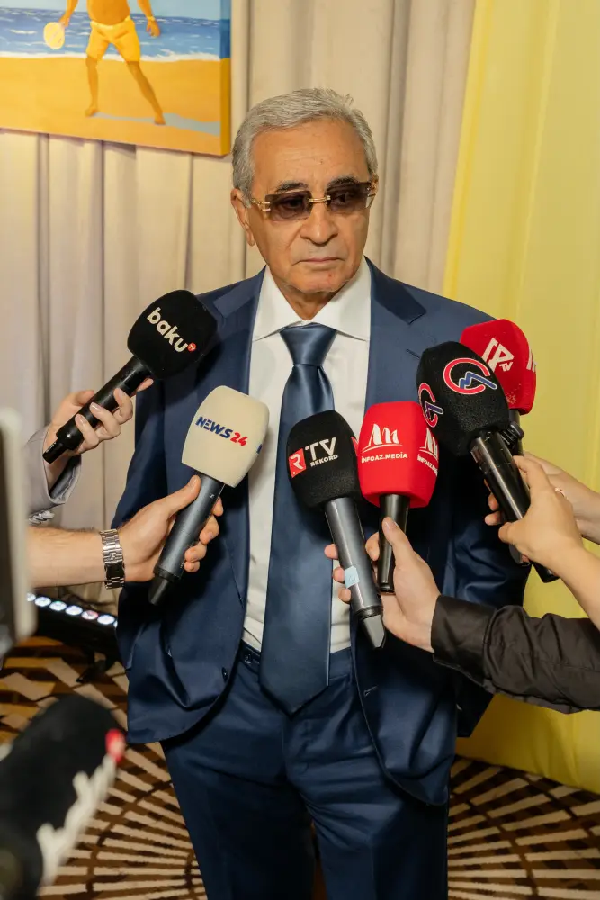 Kəmalə Cəfərovanın “Yaşamaq da sənətdir” adlı fərdi sərgisi keçirildi