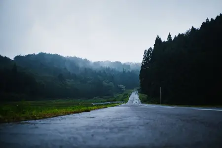 Bu yolda sürət həddi endirildi