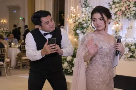 Toyda aparıcı ilə tanış olmaq istəyən ofisiant SAXLANILDI
