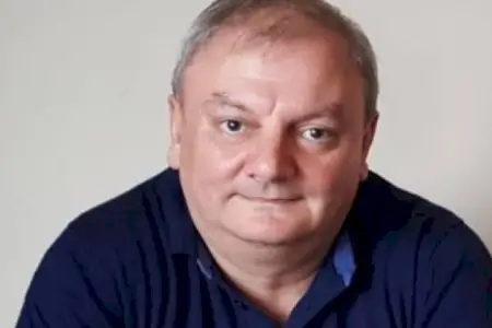 "Anamın duaları mənimlədi!” - Vahid Qazidə xərçəng tapıldı
