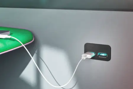 Avtobuslardakı USB-lər niyə sıradan çıxır? – Sərnişinlər cəzalandırıla bilər   