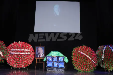 Aleksandr Şarovski ilə vida mərasimi keçirilir - FOTOLAR
