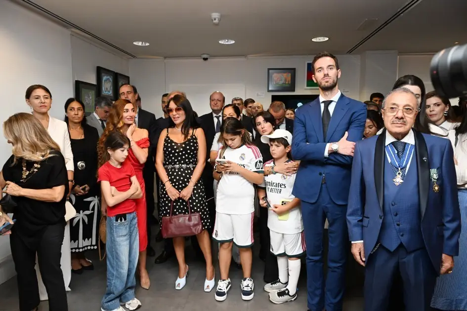 Leyla və Arzu Əliyevalar qızları ilə birlikdə Madriddə - Foto