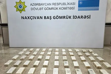 Naxçıvanda bitum yükündə 45 kq psixotrop maddə aşkarlandı - Fotolar