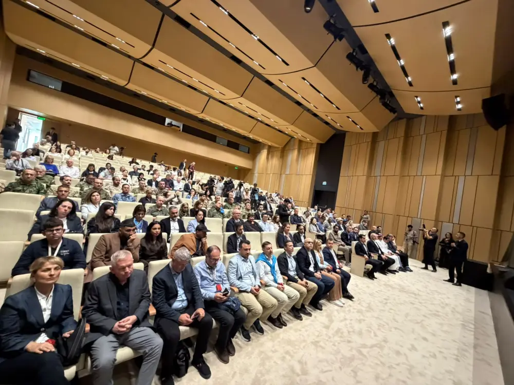 Diplomatlar Xankəndidə yeni layihələrlə tanış oldular - FOTOLAR