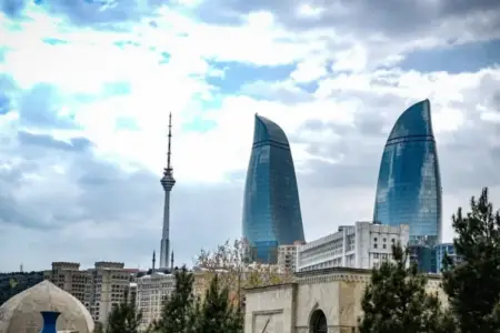 Şənbə gününün havası açıqlandı 