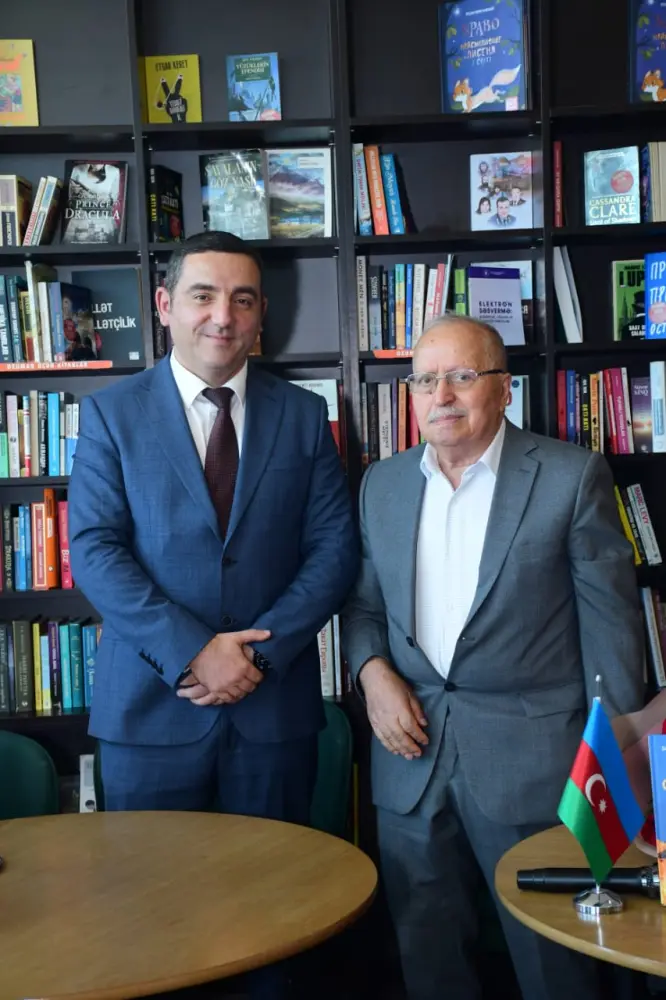 Bilik Günü ilə bağlı tədbir keçirildi - "Əyləncəli geologiya" kitabı təqdim olundu