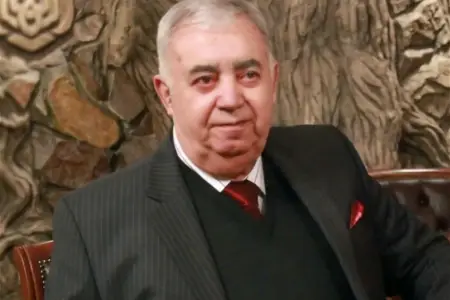 Azərbaycanın sabiq daxili işlər naziri vəfat etdi - Fotohttps://oxu.az/cemiyyet/azerbaycanin-sabiq-daxili-isler-naziri-vaqif-novruzov-vefat-etdi