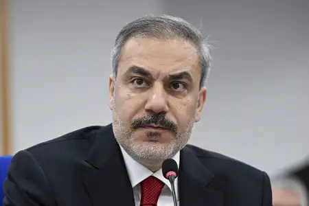 Hakan Fidan Bakıya gəlir
