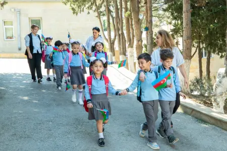 Bu gün uşaq evlərindən 39 uşaq birinci sinfə gedir