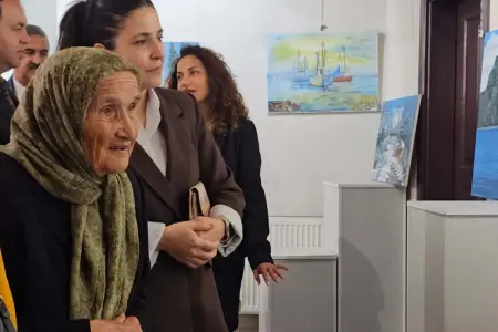 59 yaşında rəssamlığa başladı: 81 yaşında arzusu gerçəkləşdi