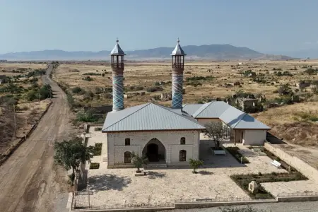 Azad olunmuş ərazilərdə artıq 12 məscid bərpa edilib